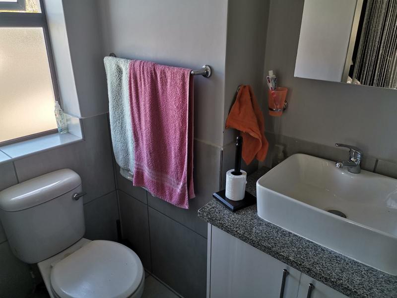 2 Bedroom Property for Sale in Island View Western Cape